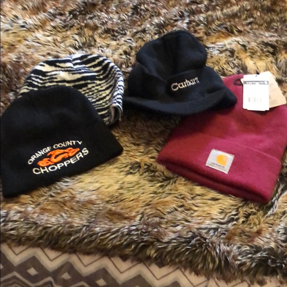 Women’s winter hats size small